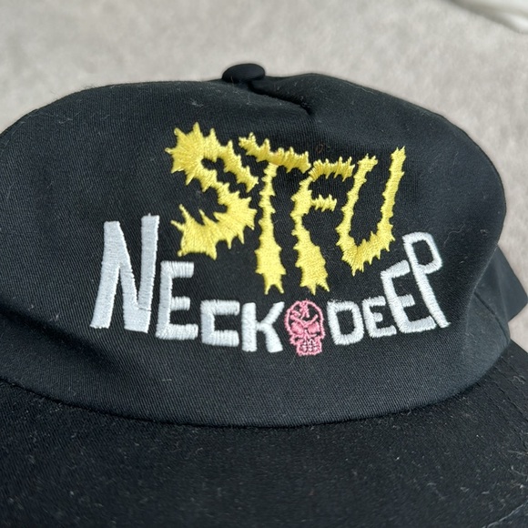 Neck Deep SnapBack - Picture 5 of 5